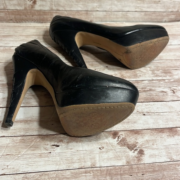 Vince Camuto Black Leather Stiletto Heels Size 9B/38 - Picture 11 of 13